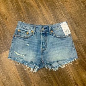 LEVI’s 501 shorts